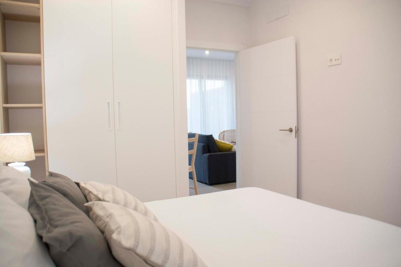 Apartamentos Madreselva Fernan Perez Exteriör bild