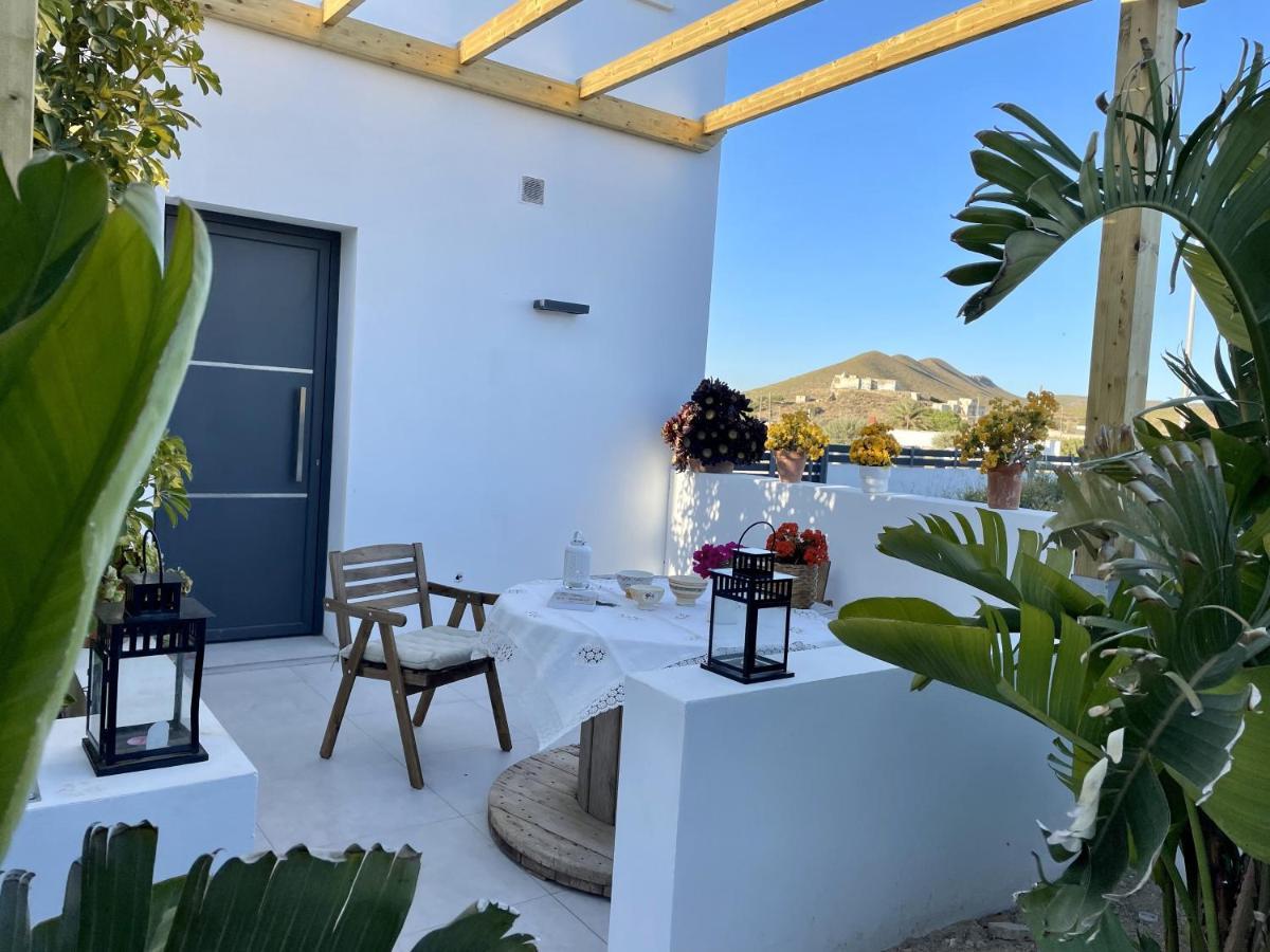 Apartamentos Madreselva Fernan Perez Exteriör bild